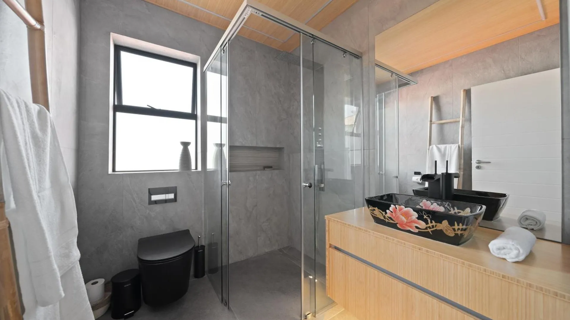 Villa The Lookout - Panoramic 4 Bedroom House With Free Wifi And Pool Cape Town South Africa