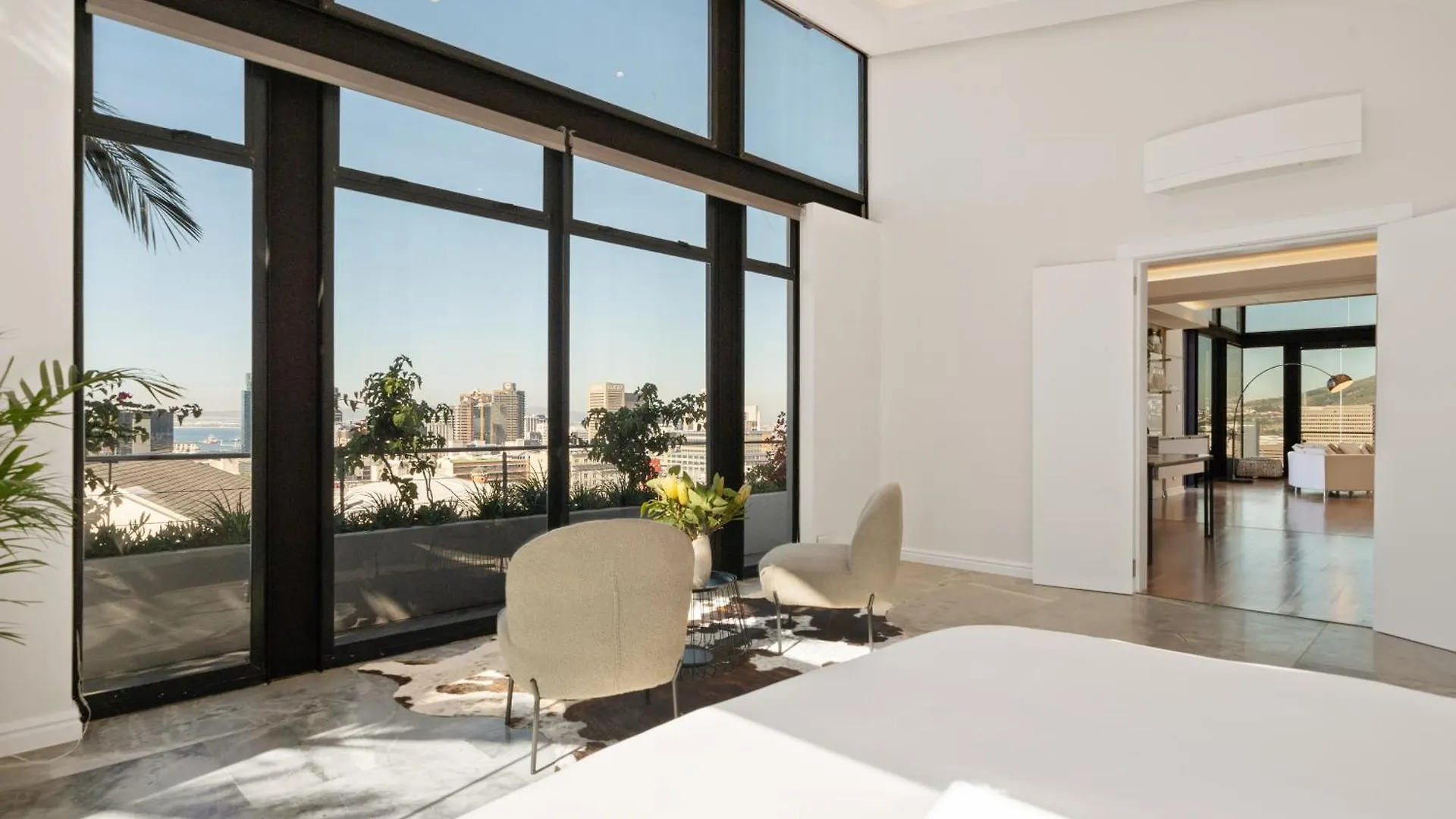 Villa The Lookout - Panoramic 4 Bedroom House With Free Wifi And Pool Cape Town
